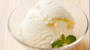 Glace vanille sans sucre avec le Ninja Creami Deluxe